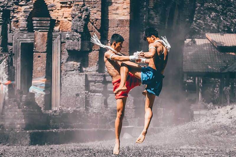 L’Art de la Boxe Thaï : Un Regard sur l’Histoire et les Techniques