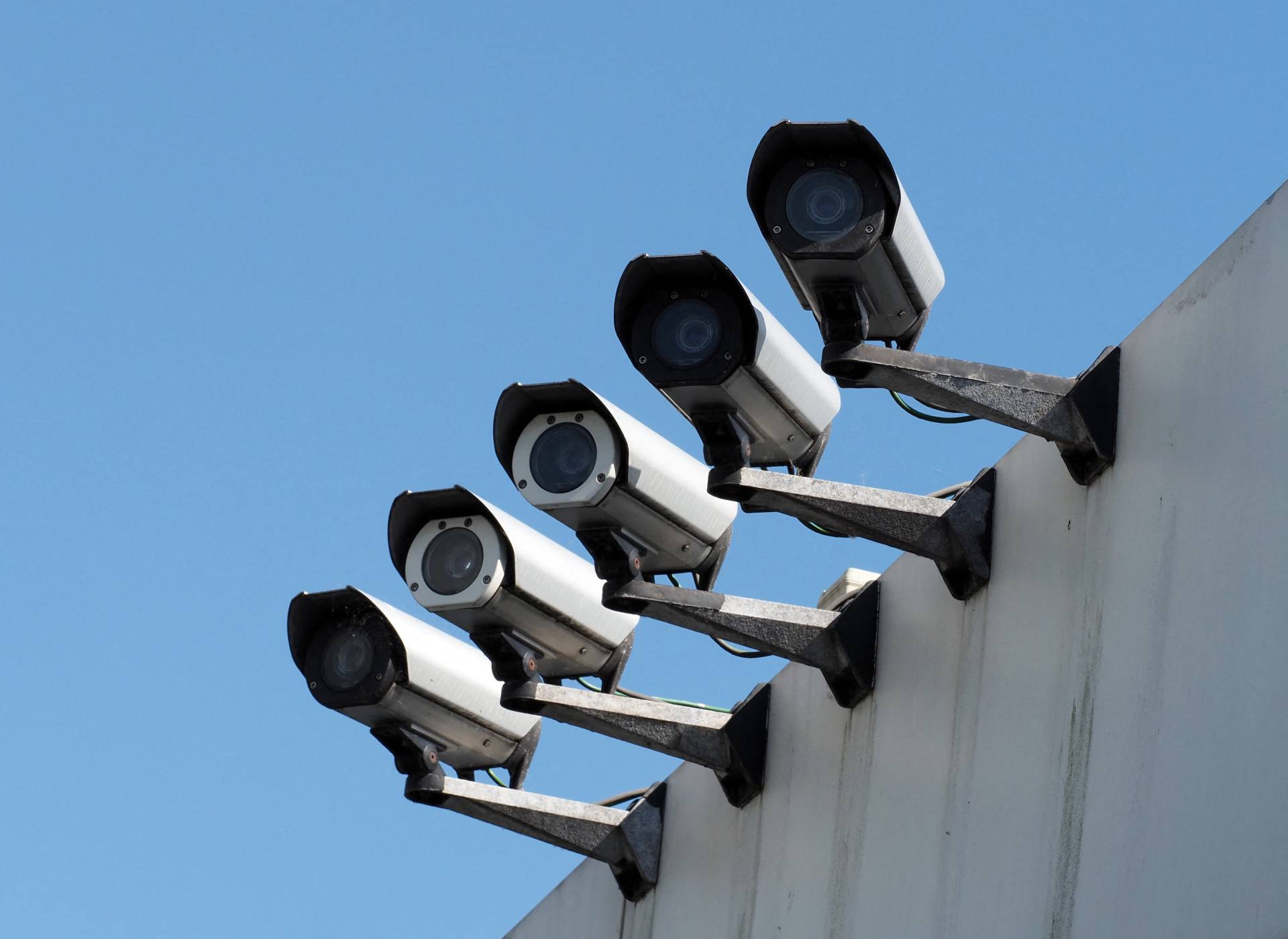 Extension temporaire de l’utilisation des systèmes de vidéosurveillance algorithmique jusqu’en 2027
