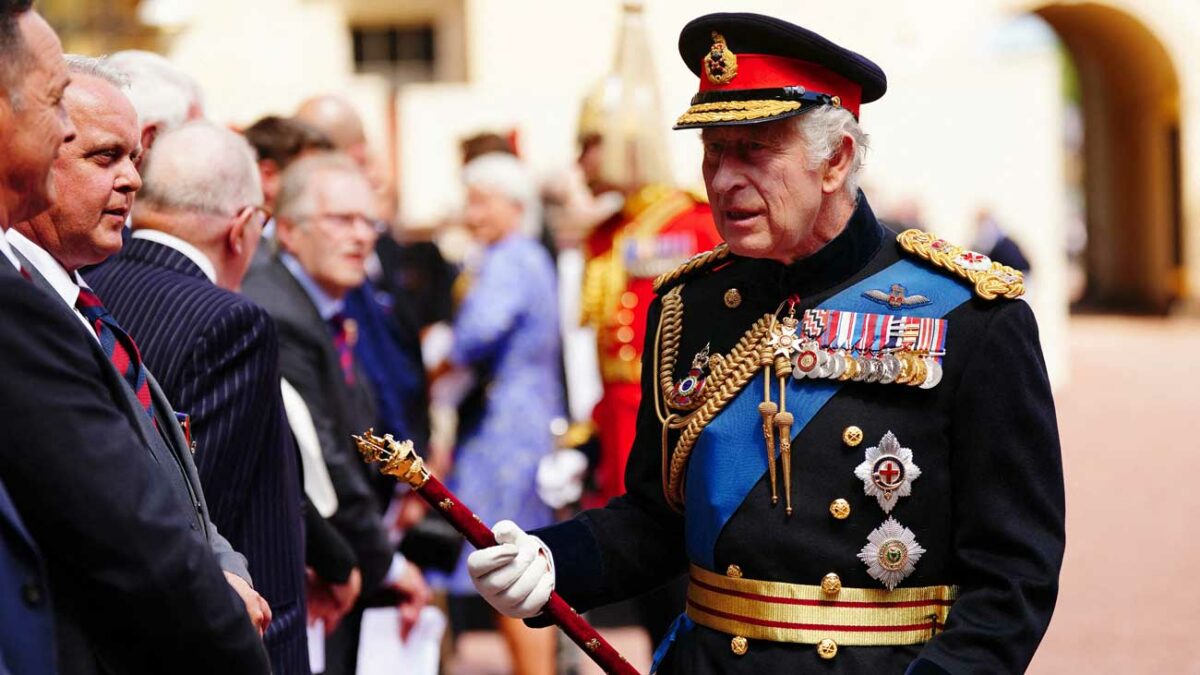Le roi Charles III condamne le déshonneur des forces armées britanniques
