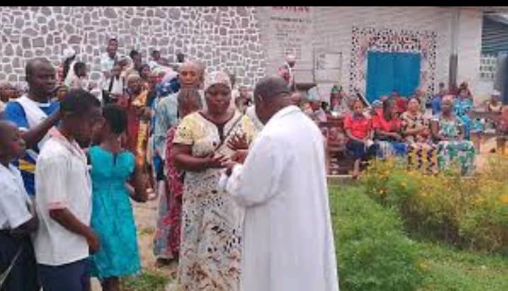 Les Catholiques dénoncent la profanation de l’église Saint-Joseph par un spectacle impie