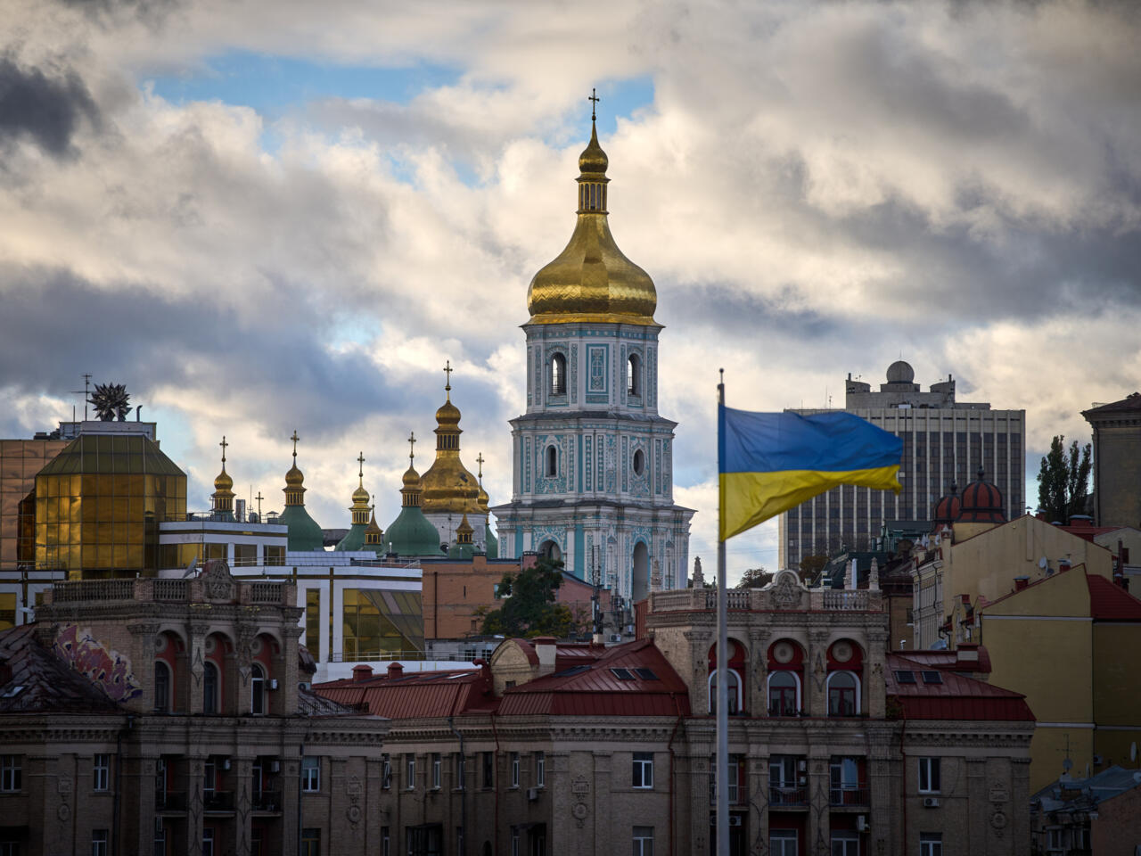 Le plan de paix controversé : une alternative réaliste ou un piège pour l’Ukraine ?